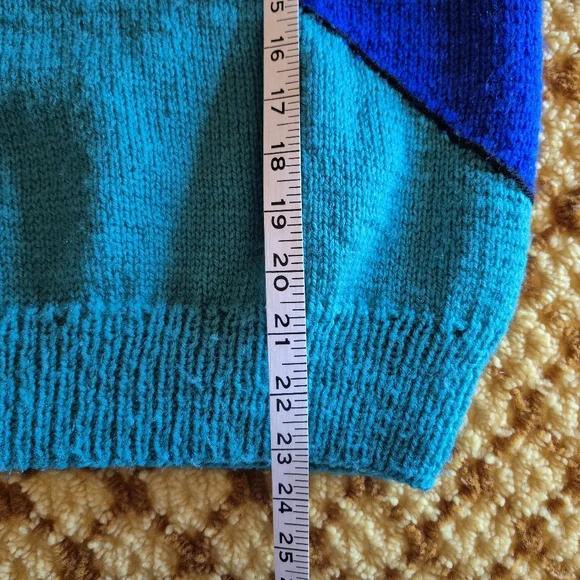 Handmade Abstract Sweater - Picture 3 of 4